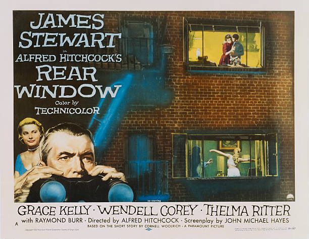 Parallel Windows: A Rear Window Analysis